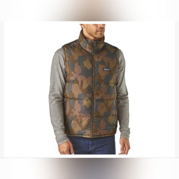 Patagonia Men's Reversible Bivy Down Vest- Camouflage, Puffer Style